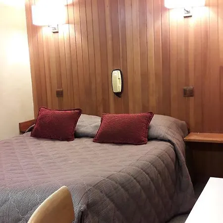 Alp-hotel 호텔 메게브